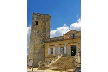 Puy-l'Evêque  mairie de Puy-l'Evêque